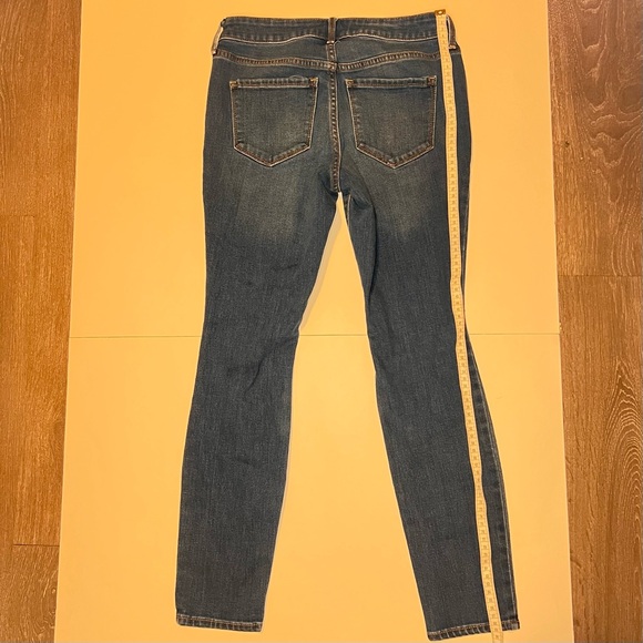 Old Navy womens denim jeans size 2 - Picture 4 of 5
